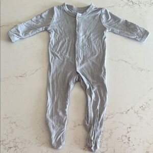 Kyte snap footie GUC